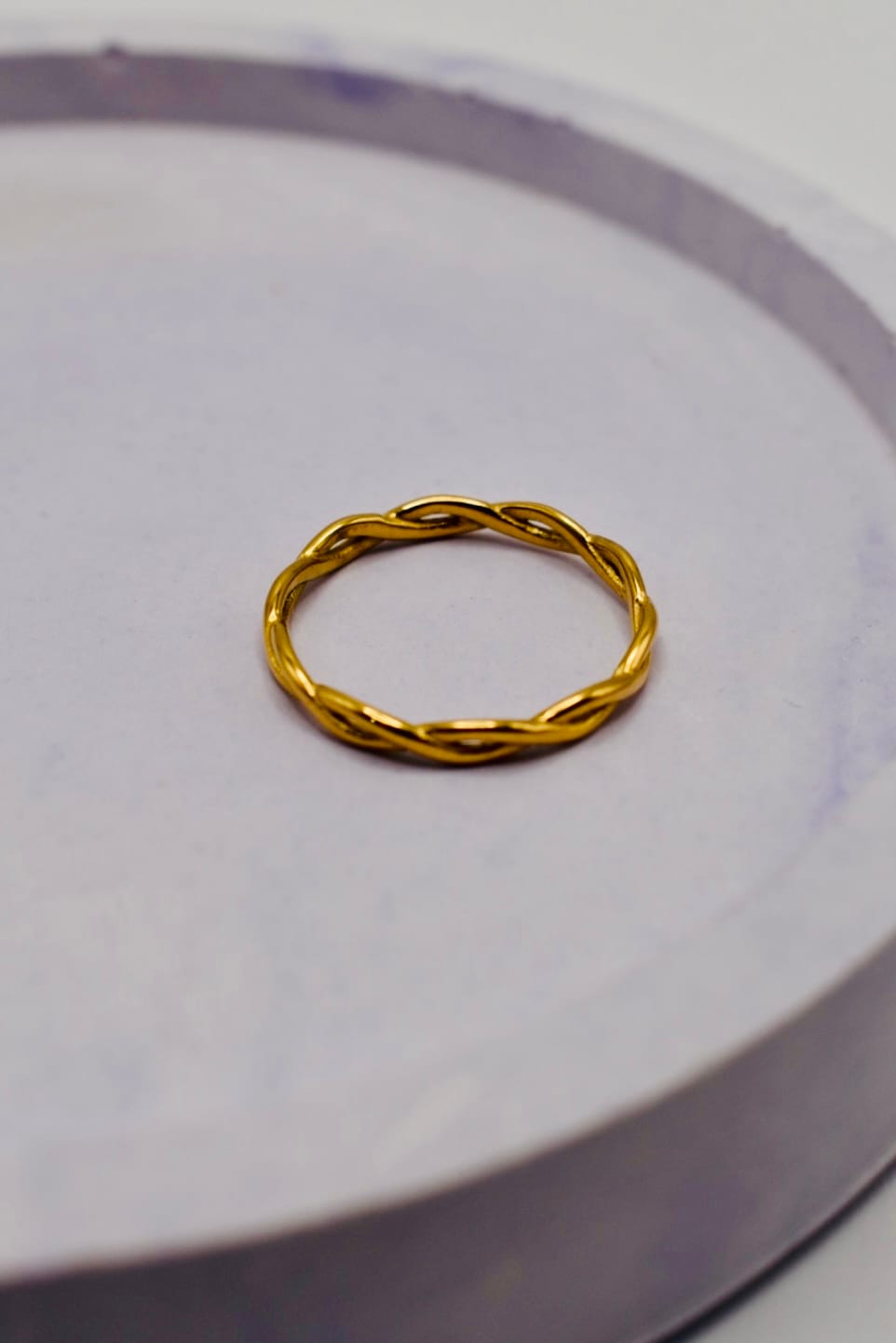 Thin Gold Twisted Ring