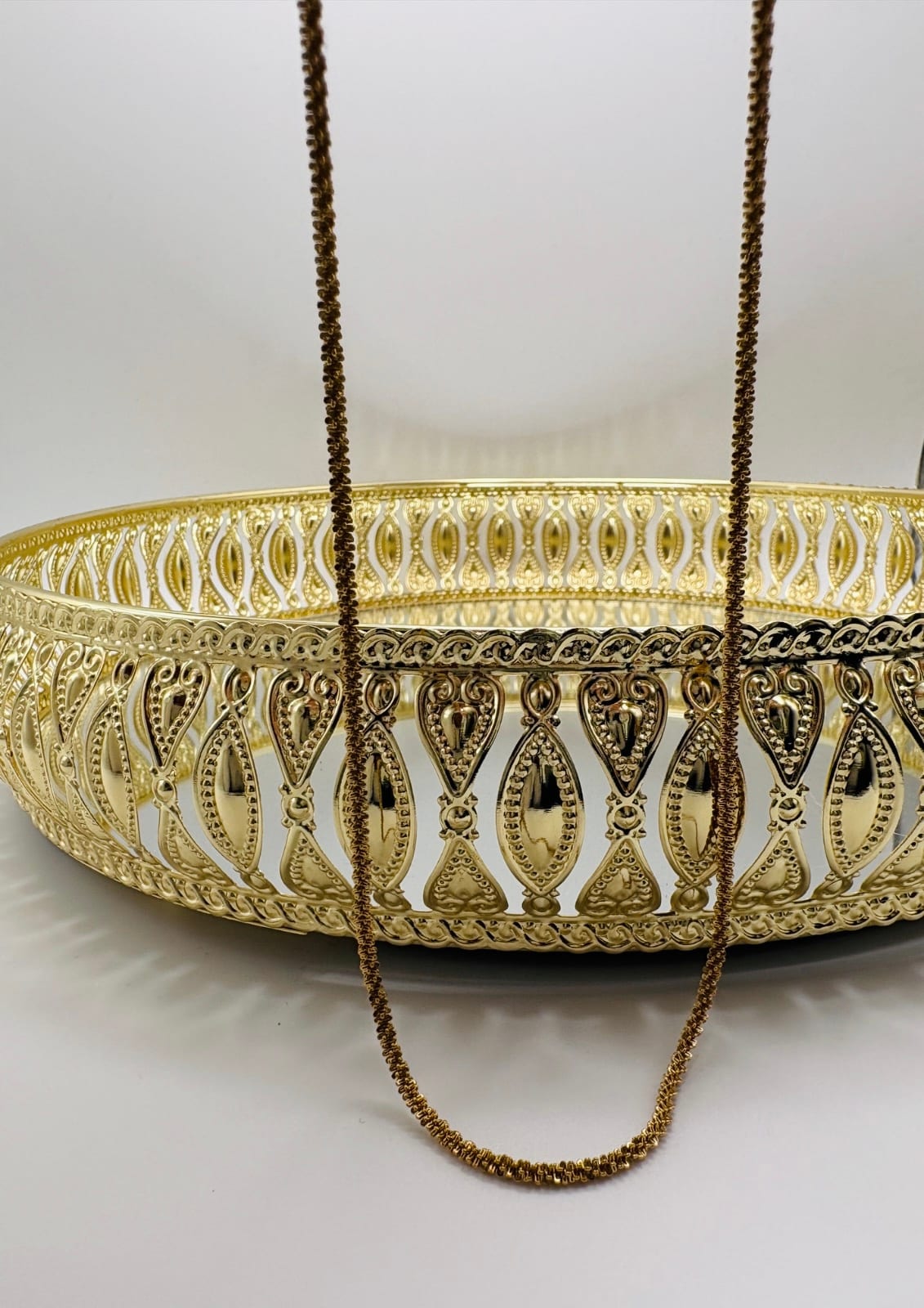 Shimmer Detail Chain