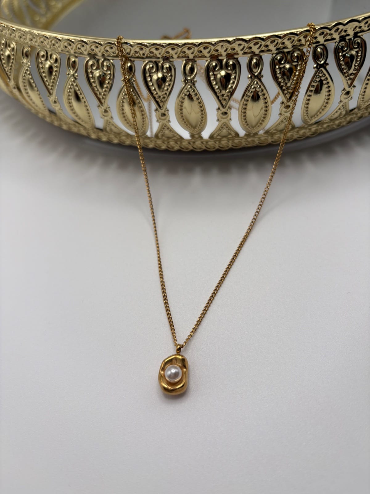 Pearl Cabochon Necklace