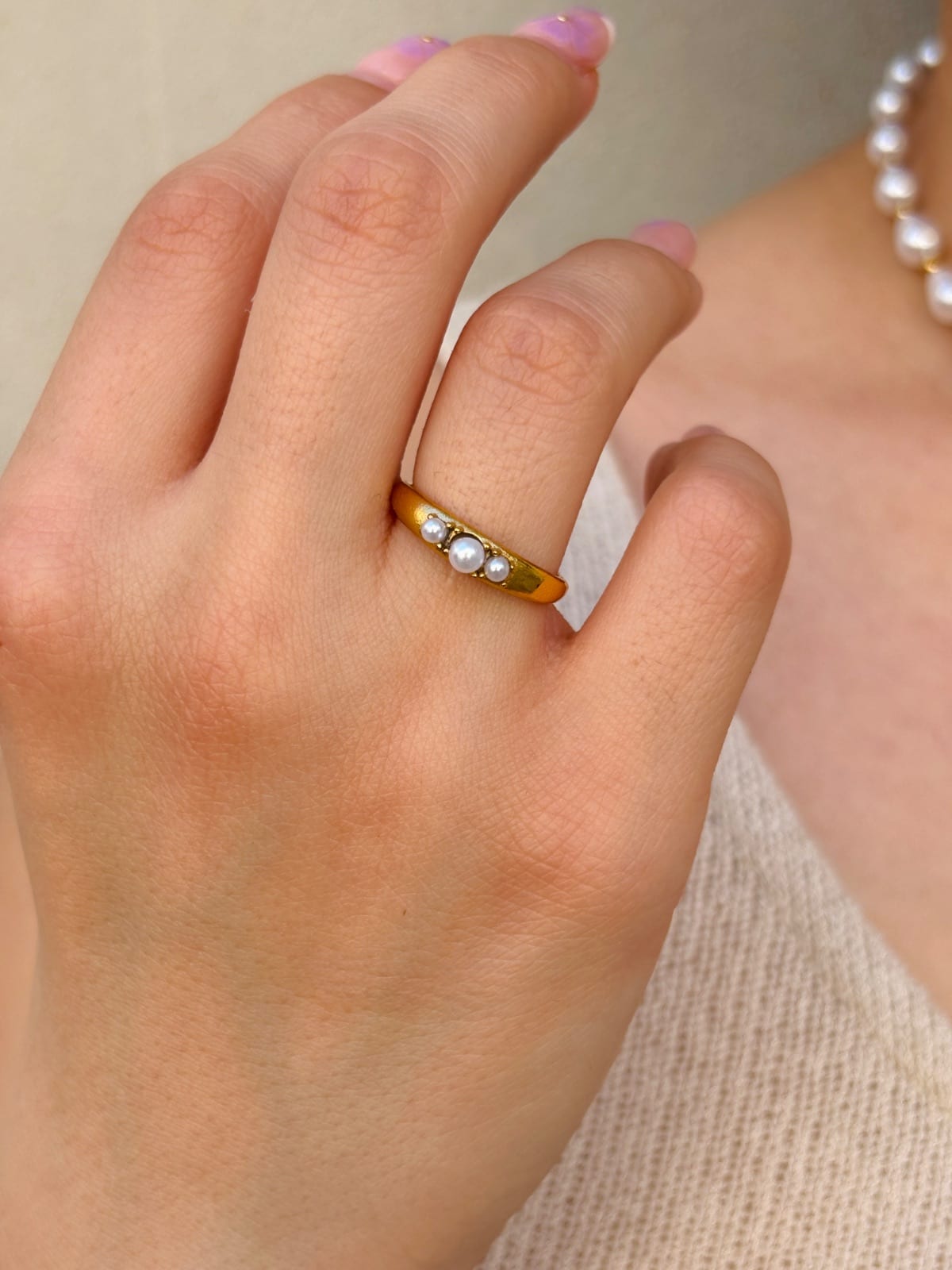 Soft Glow Ring