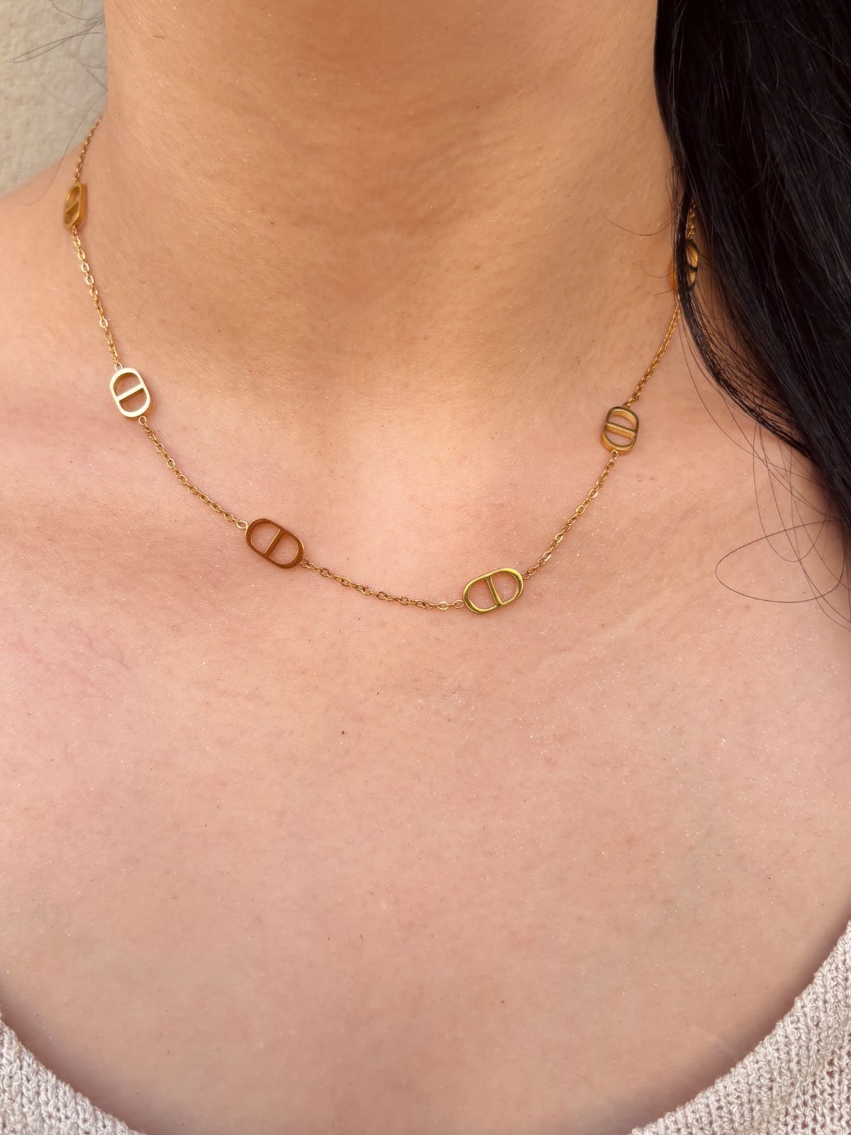 D-Shape Necklace